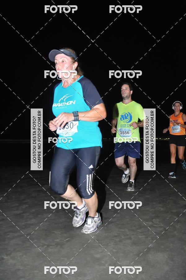 Buy your photos of the eventCircuito Jovem Pan Night Run - Etapa Santos on Fotop