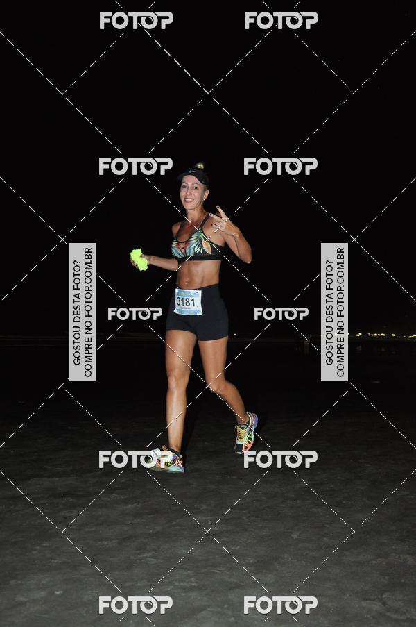 Buy your photos of the eventCircuito Jovem Pan Night Run - Etapa Santos on Fotop
