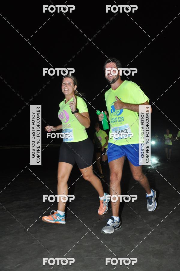 Buy your photos of the eventCircuito Jovem Pan Night Run - Etapa Santos on Fotop