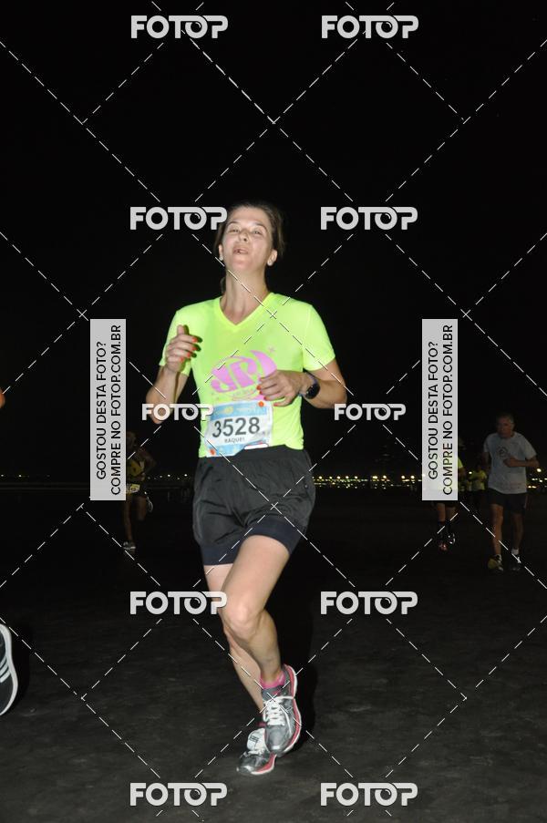 Buy your photos of the eventCircuito Jovem Pan Night Run - Etapa Santos on Fotop