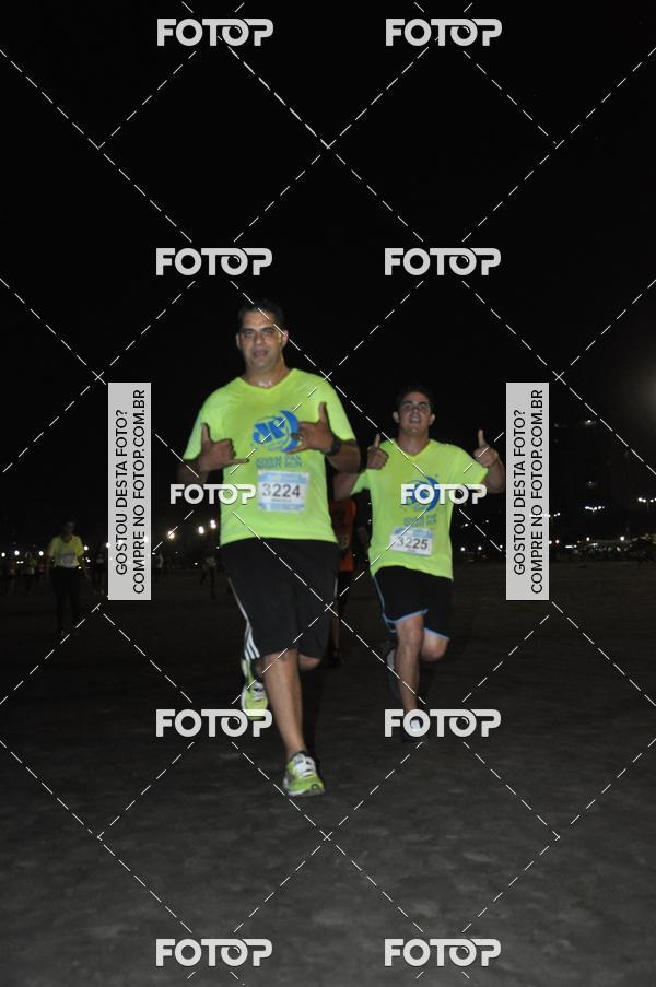 Buy your photos of the eventCircuito Jovem Pan Night Run - Etapa Santos on Fotop