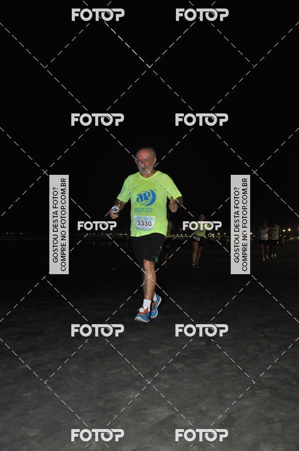 Buy your photos of the eventCircuito Jovem Pan Night Run - Etapa Santos on Fotop