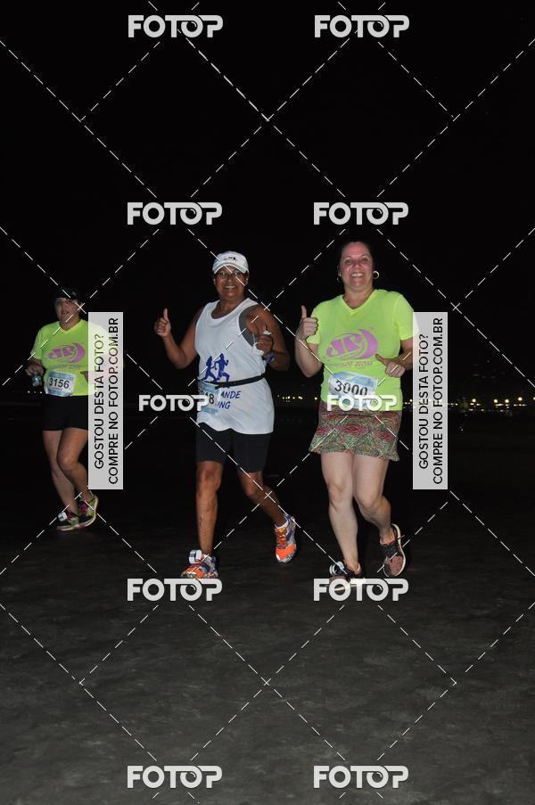 Buy your photos of the eventCircuito Jovem Pan Night Run - Etapa Santos on Fotop