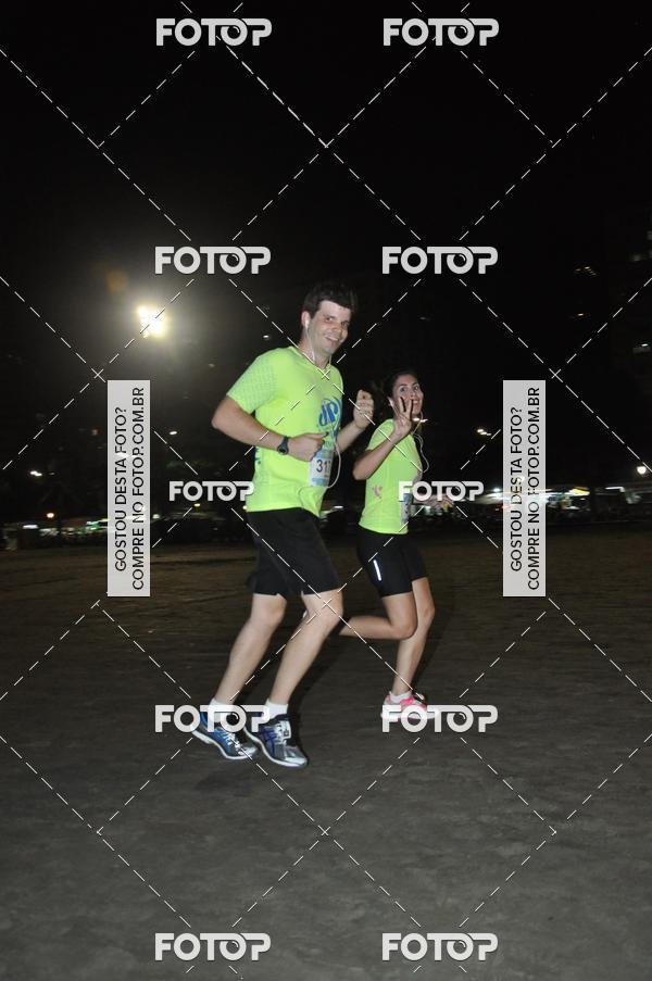 Buy your photos of the eventCircuito Jovem Pan Night Run - Etapa Santos on Fotop