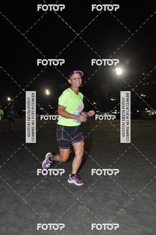 Buy your photos of the eventCircuito Jovem Pan Night Run - Etapa Santos on Fotop