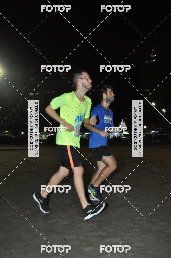Buy your photos of the eventCircuito Jovem Pan Night Run - Etapa Santos on Fotop
