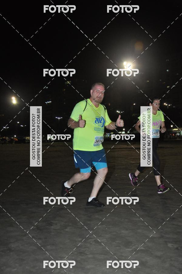 Buy your photos of the eventCircuito Jovem Pan Night Run - Etapa Santos on Fotop