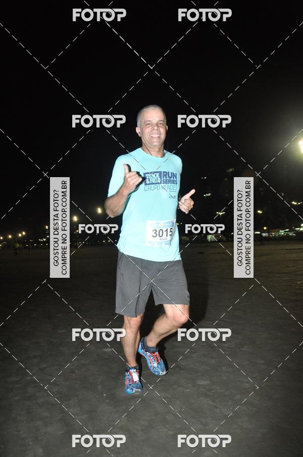 Buy your photos of the eventCircuito Jovem Pan Night Run - Etapa Santos on Fotop