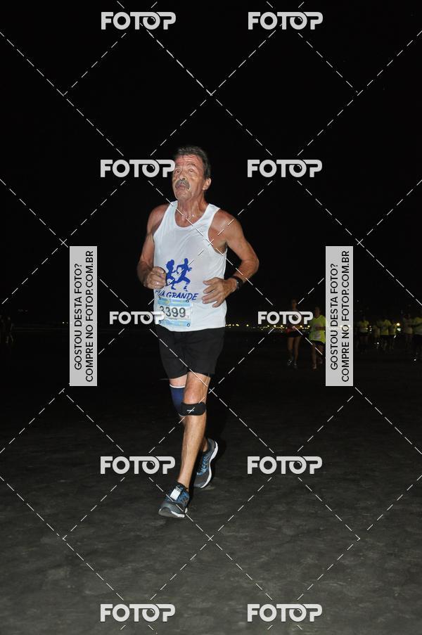 Buy your photos of the eventCircuito Jovem Pan Night Run - Etapa Santos on Fotop