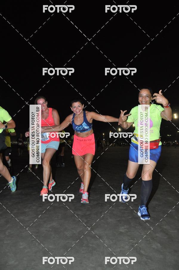 Buy your photos of the eventCircuito Jovem Pan Night Run - Etapa Santos on Fotop