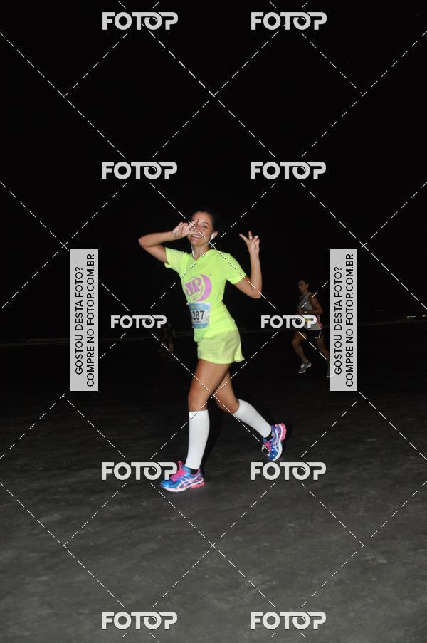Buy your photos of the eventCircuito Jovem Pan Night Run - Etapa Santos on Fotop