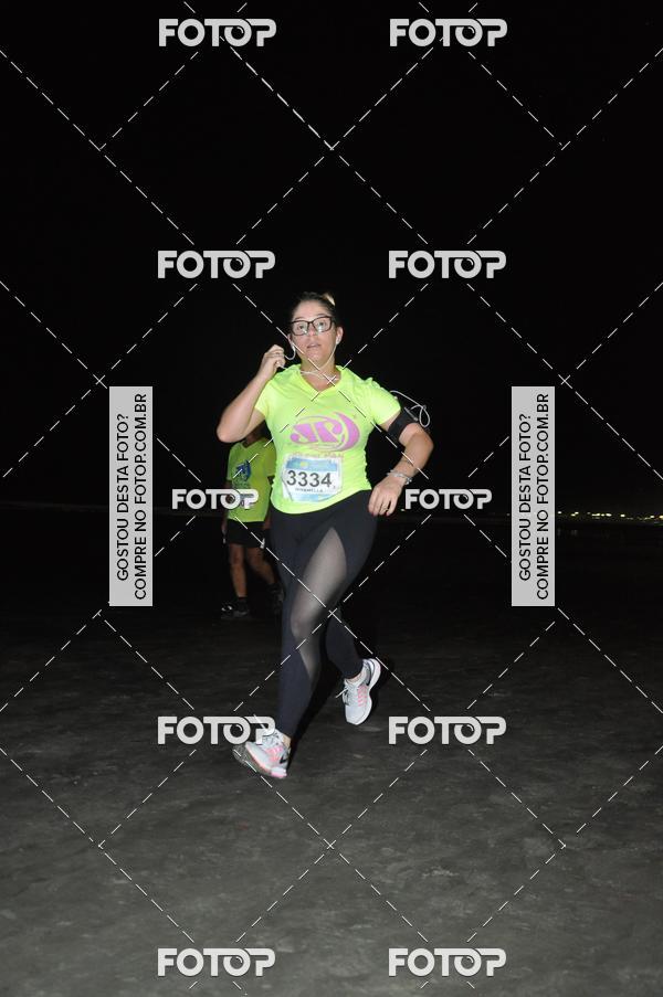 Buy your photos of the eventCircuito Jovem Pan Night Run - Etapa Santos on Fotop