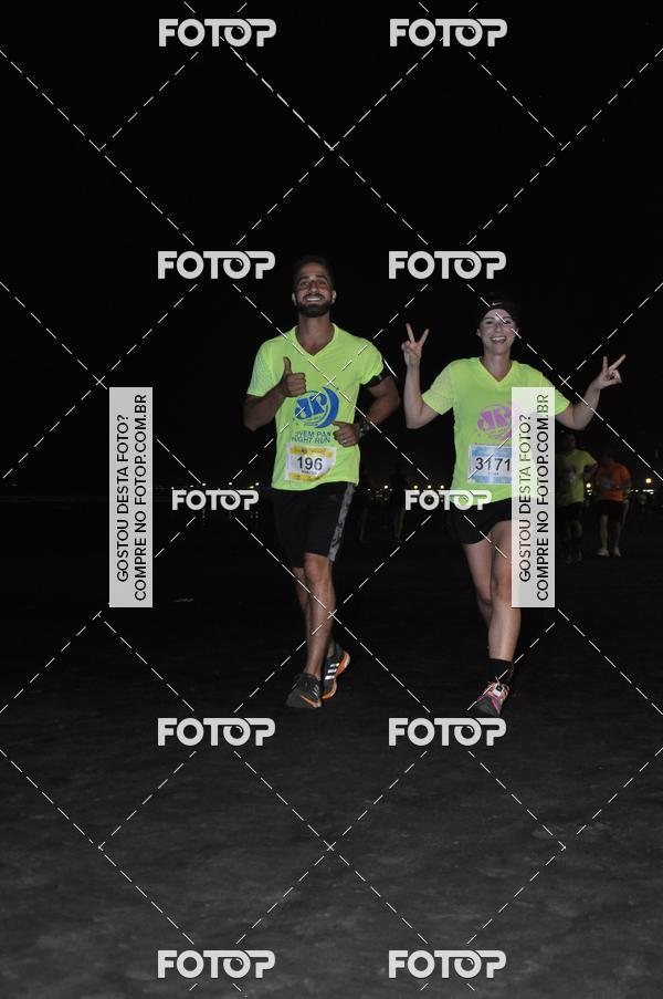 Buy your photos of the eventCircuito Jovem Pan Night Run - Etapa Santos on Fotop