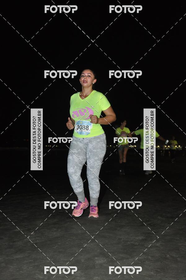 Buy your photos of the eventCircuito Jovem Pan Night Run - Etapa Santos on Fotop