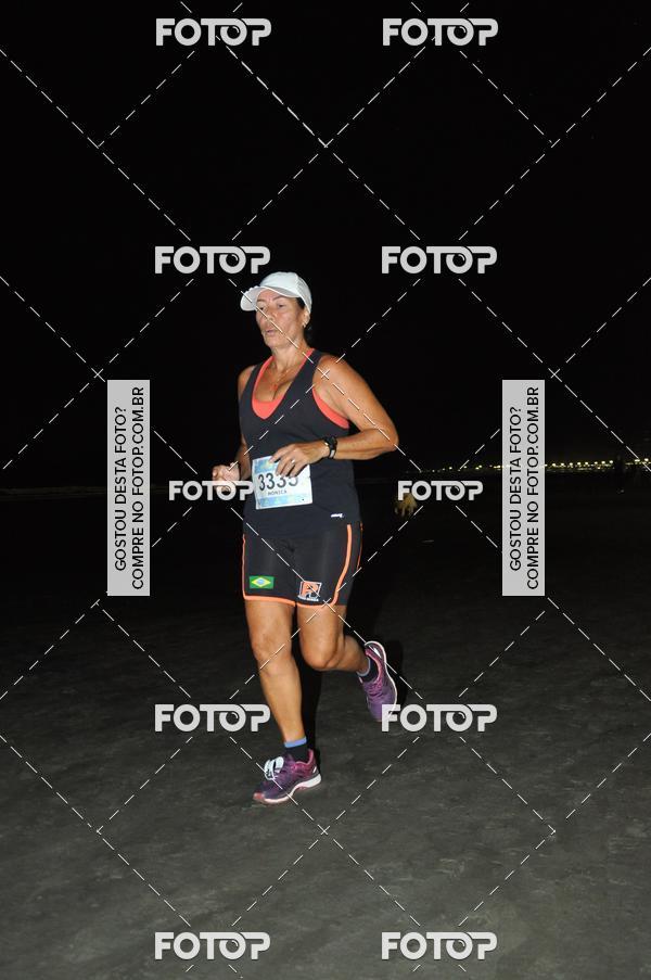 Buy your photos of the eventCircuito Jovem Pan Night Run - Etapa Santos on Fotop