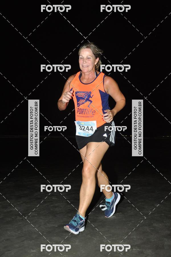 Buy your photos of the eventCircuito Jovem Pan Night Run - Etapa Santos on Fotop