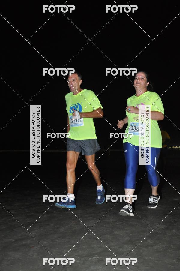 Buy your photos of the eventCircuito Jovem Pan Night Run - Etapa Santos on Fotop