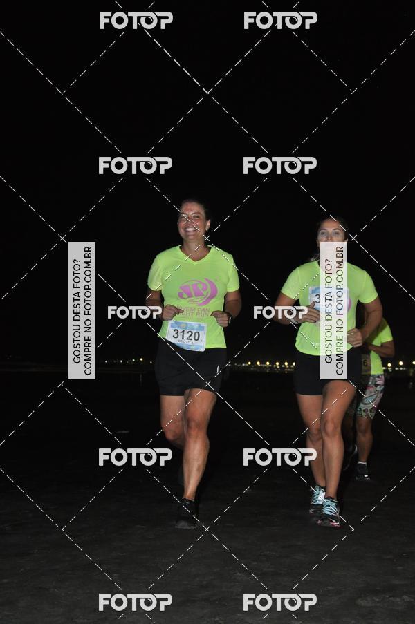Buy your photos of the eventCircuito Jovem Pan Night Run - Etapa Santos on Fotop