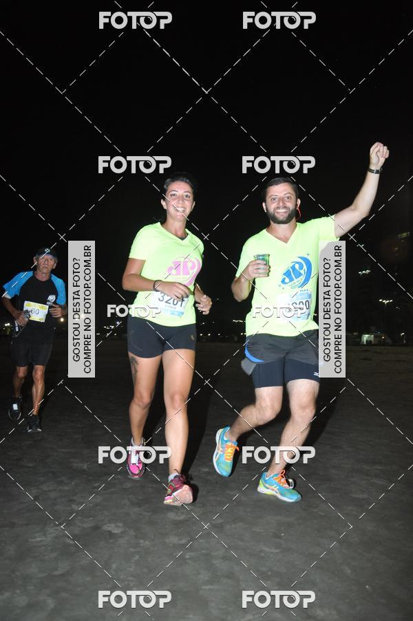 Buy your photos of the eventCircuito Jovem Pan Night Run - Etapa Santos on Fotop