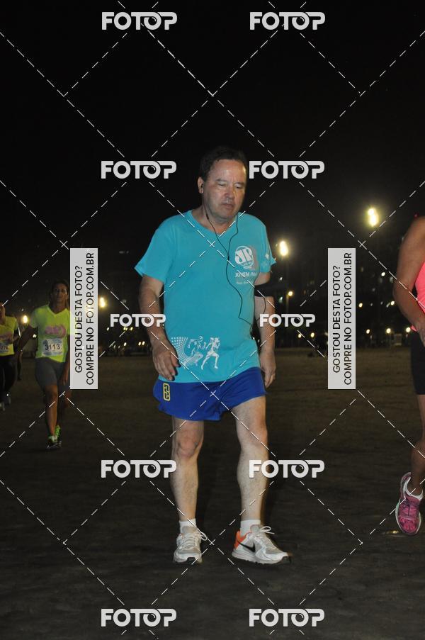 Buy your photos of the eventCircuito Jovem Pan Night Run - Etapa Santos on Fotop