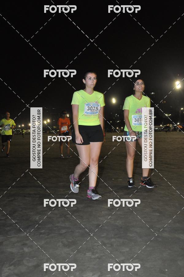 Buy your photos of the eventCircuito Jovem Pan Night Run - Etapa Santos on Fotop