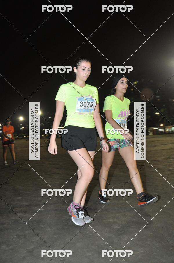 Buy your photos of the eventCircuito Jovem Pan Night Run - Etapa Santos on Fotop