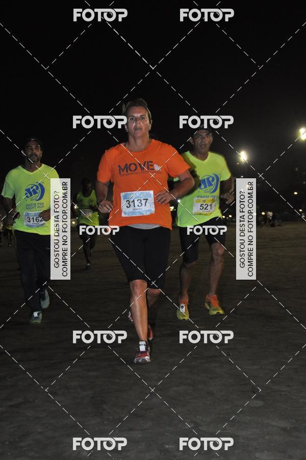 Buy your photos of the eventCircuito Jovem Pan Night Run - Etapa Santos on Fotop