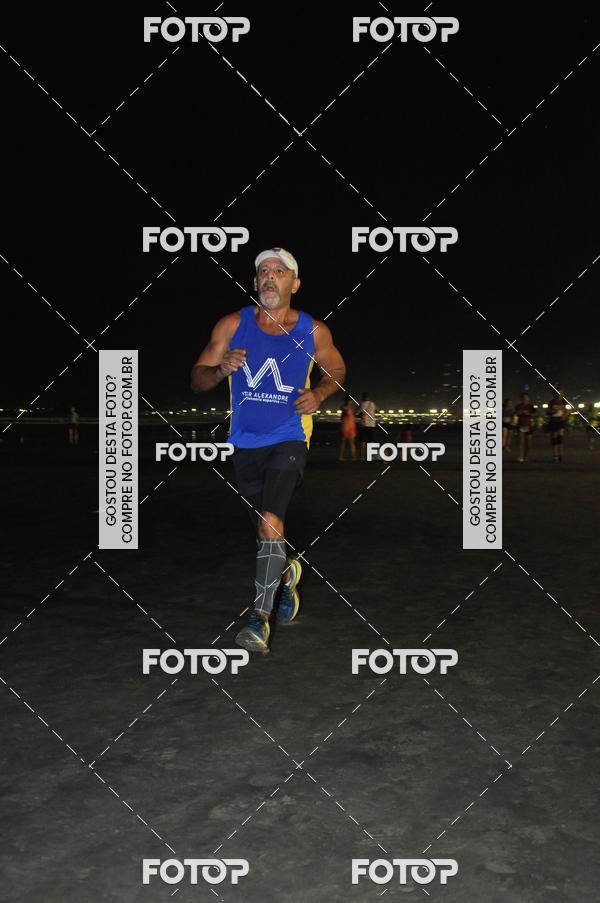 Buy your photos of the eventCircuito Jovem Pan Night Run - Etapa Santos on Fotop