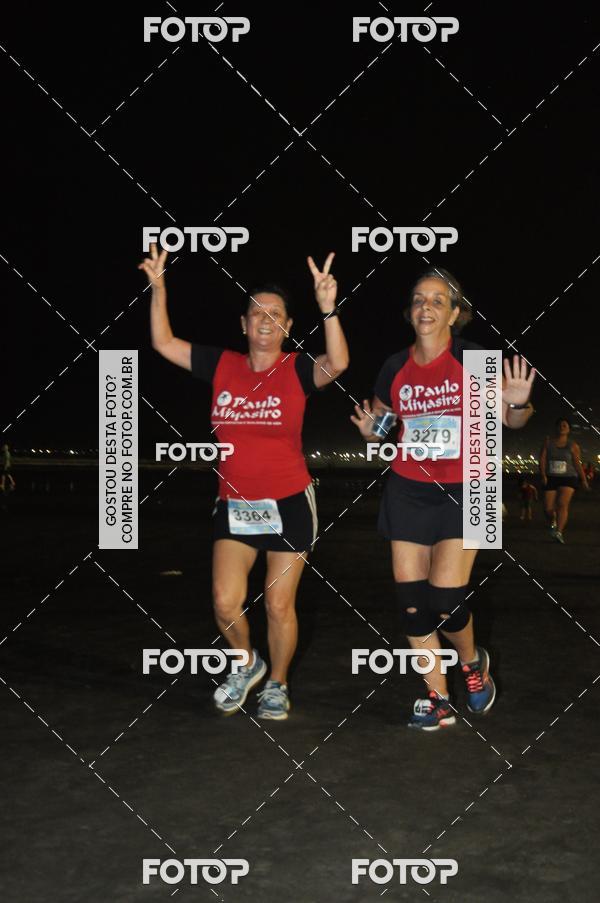 Buy your photos of the eventCircuito Jovem Pan Night Run - Etapa Santos on Fotop
