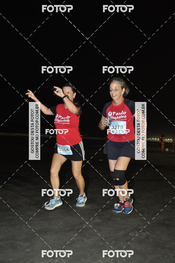Buy your photos of the eventCircuito Jovem Pan Night Run - Etapa Santos on Fotop