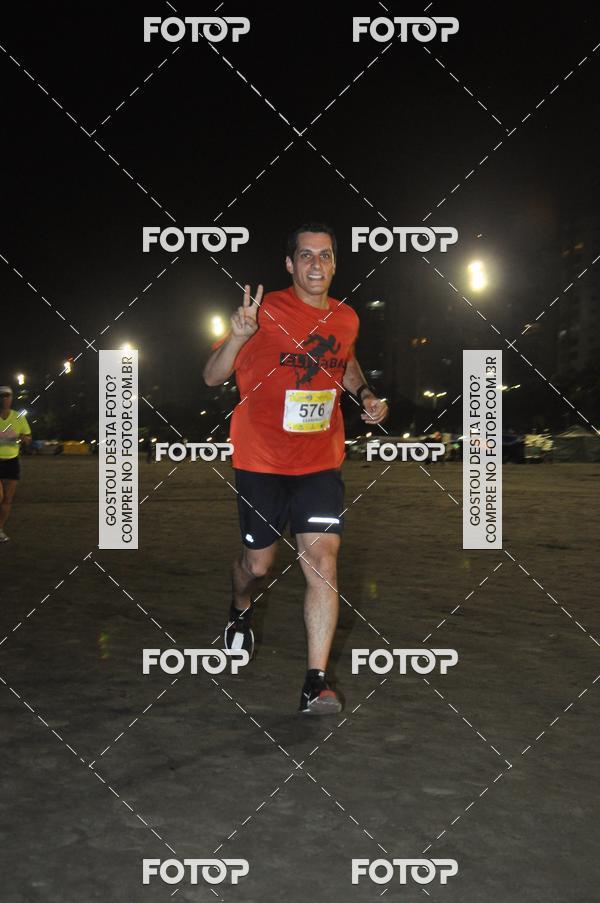 Buy your photos of the eventCircuito Jovem Pan Night Run - Etapa Santos on Fotop