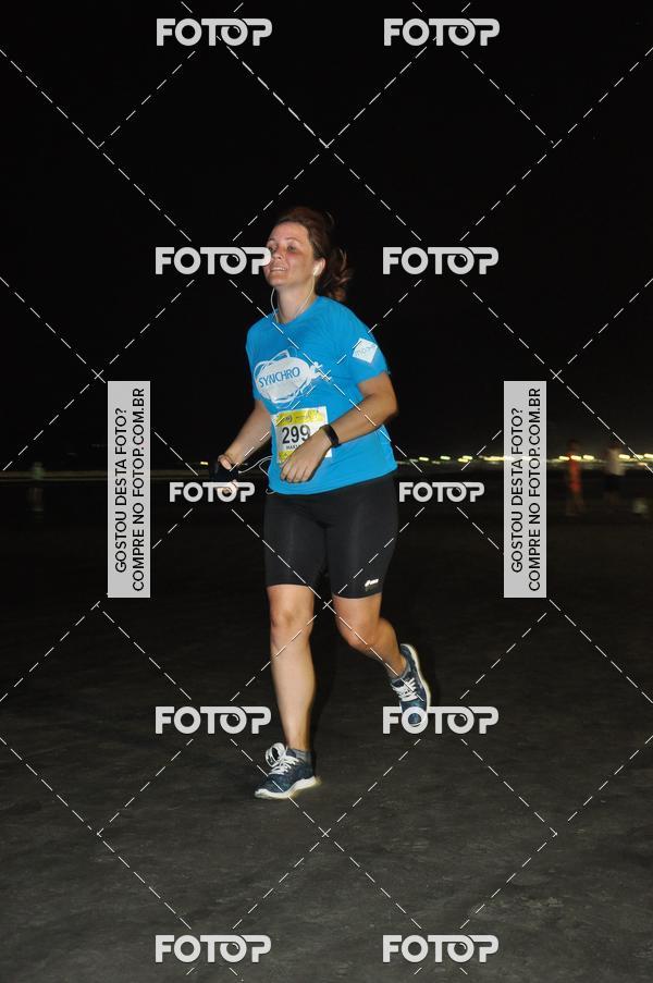 Buy your photos of the eventCircuito Jovem Pan Night Run - Etapa Santos on Fotop