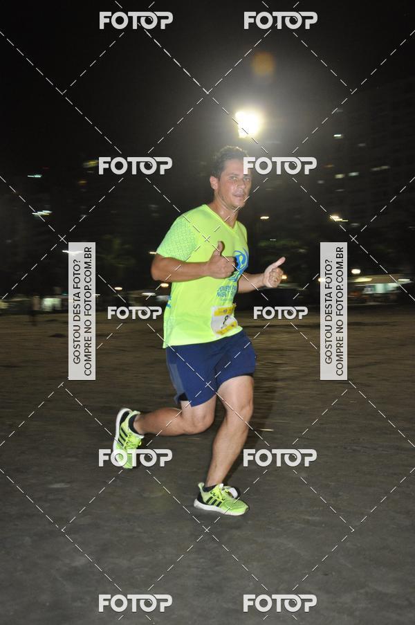 Buy your photos of the eventCircuito Jovem Pan Night Run - Etapa Santos on Fotop
