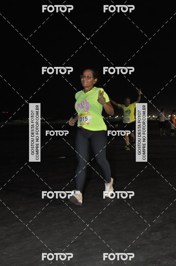 Buy your photos of the eventCircuito Jovem Pan Night Run - Etapa Santos on Fotop