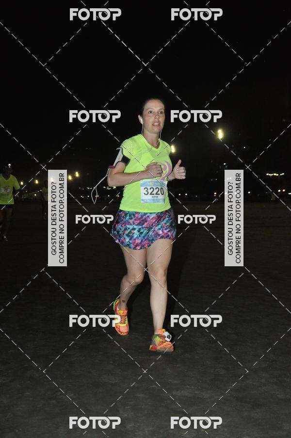 Buy your photos of the eventCircuito Jovem Pan Night Run - Etapa Santos on Fotop