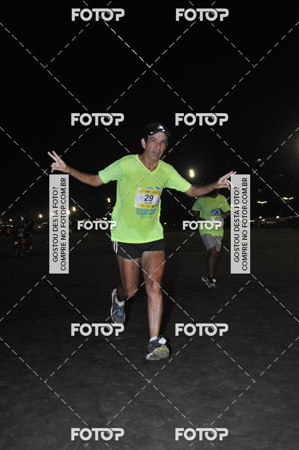 Buy your photos of the eventCircuito Jovem Pan Night Run - Etapa Santos on Fotop
