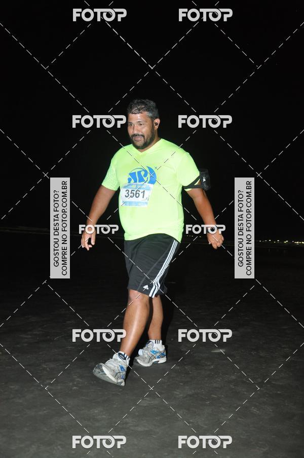 Buy your photos of the eventCircuito Jovem Pan Night Run - Etapa Santos on Fotop