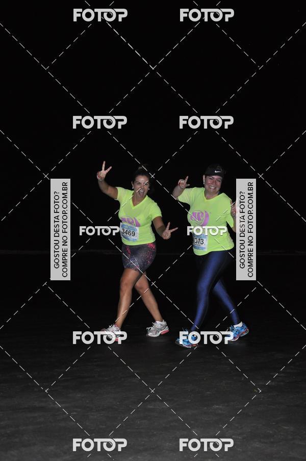 Buy your photos of the eventCircuito Jovem Pan Night Run - Etapa Santos on Fotop