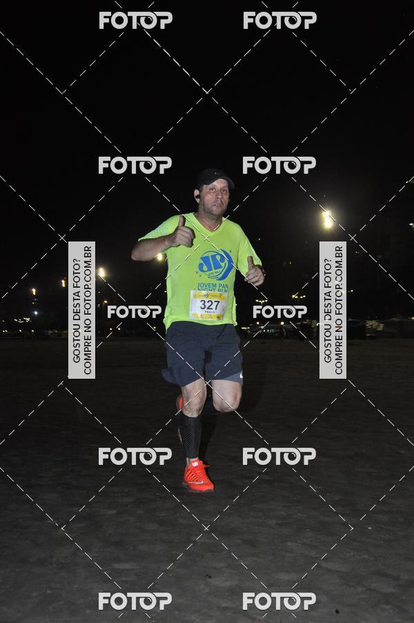 Buy your photos of the eventCircuito Jovem Pan Night Run - Etapa Santos on Fotop