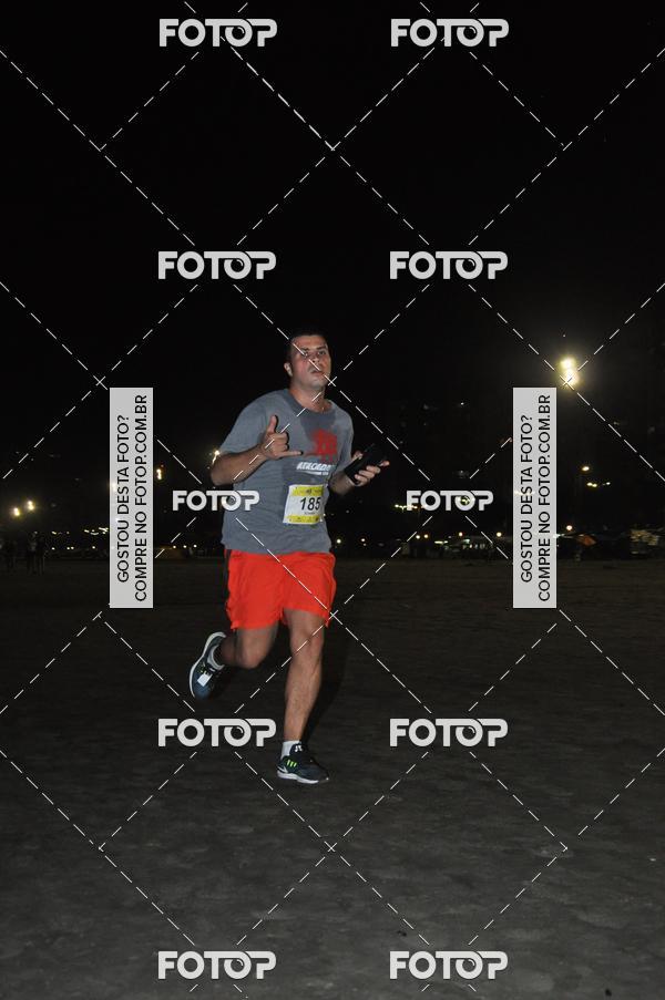 Buy your photos of the eventCircuito Jovem Pan Night Run - Etapa Santos on Fotop
