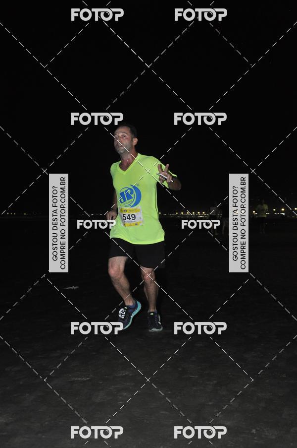 Buy your photos of the eventCircuito Jovem Pan Night Run - Etapa Santos on Fotop