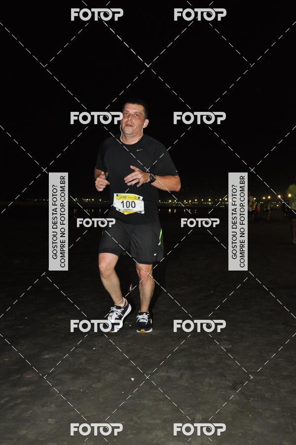 Buy your photos of the eventCircuito Jovem Pan Night Run - Etapa Santos on Fotop