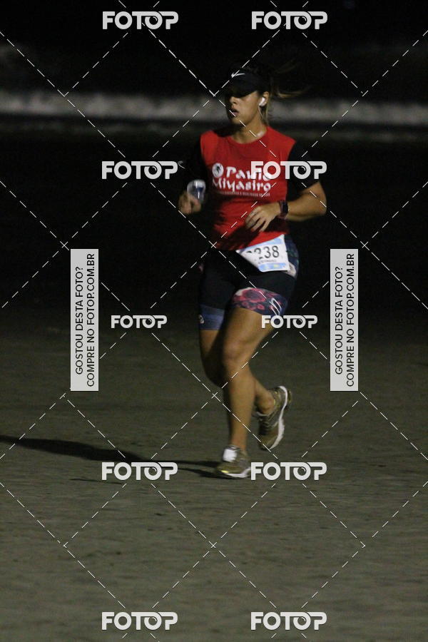 Buy your photos of the eventCircuito Jovem Pan Night Run - Etapa Santos on Fotop
