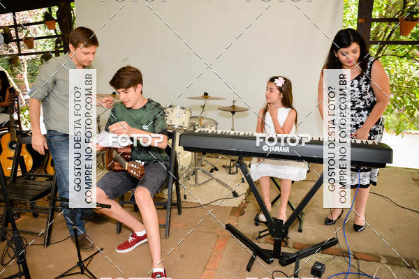 Buy your photos of the eventApresentao de Alunos Notas Em Casa on Fotop