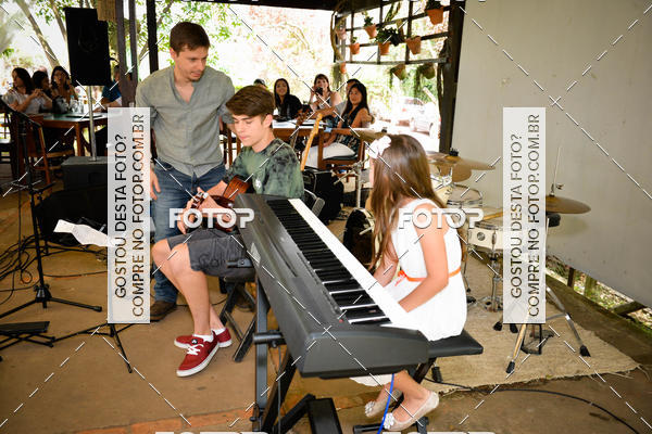 Buy your photos of the eventApresentao de Alunos Notas Em Casa on Fotop