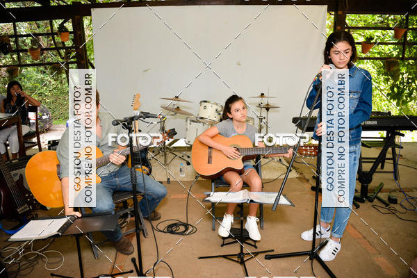 Buy your photos of the eventApresentao de Alunos Notas Em Casa on Fotop