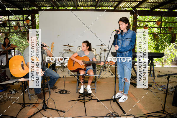 Buy your photos of the eventApresentao de Alunos Notas Em Casa on Fotop
