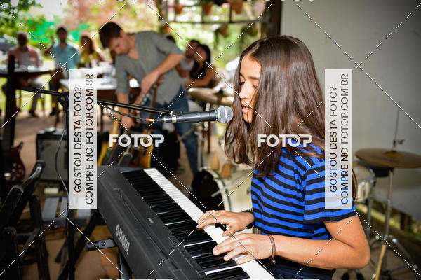Buy your photos of the eventApresentao de Alunos Notas Em Casa on Fotop