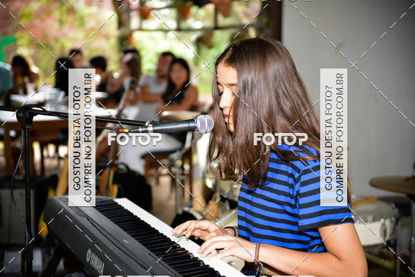 Buy your photos of the eventApresentao de Alunos Notas Em Casa on Fotop