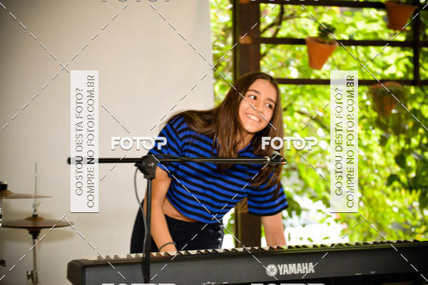 Buy your photos of the eventApresentao de Alunos Notas Em Casa on Fotop